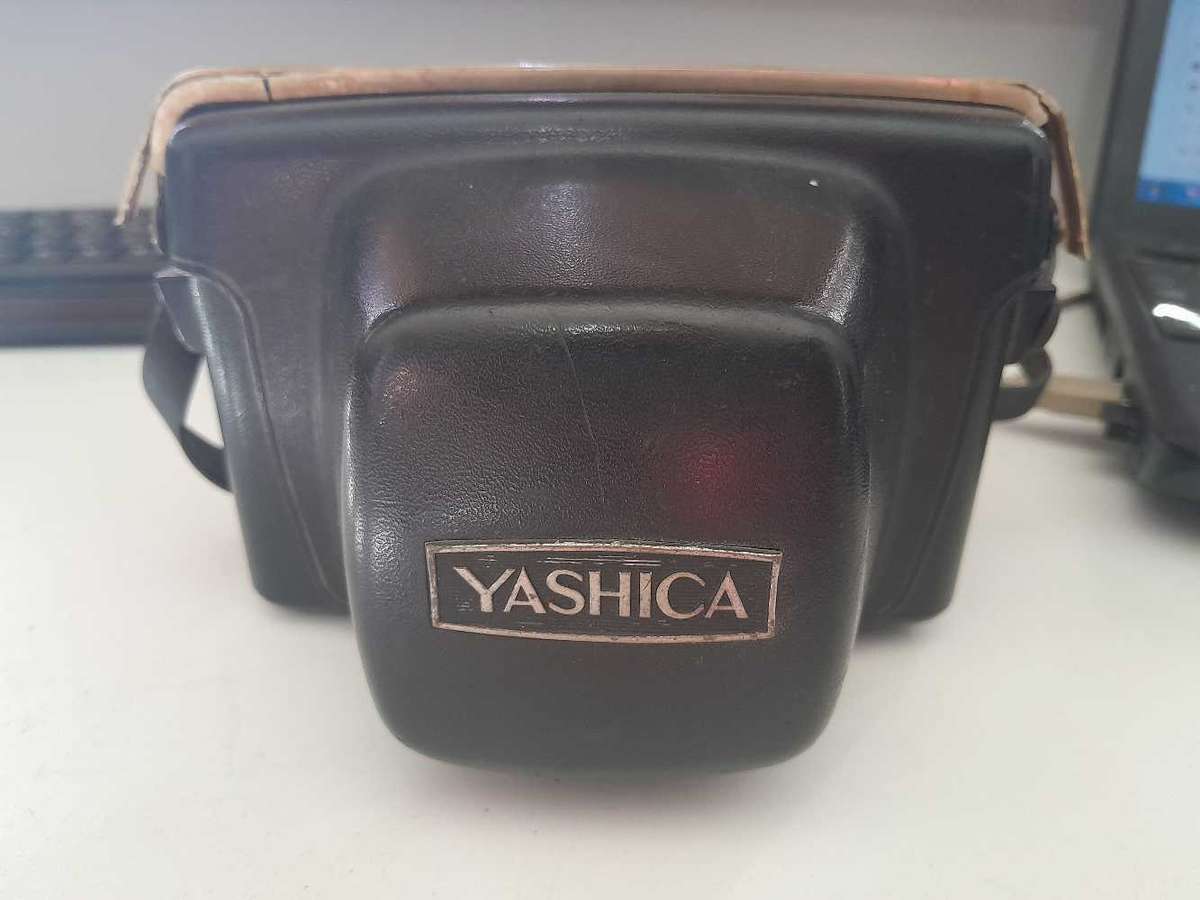 RELIST Vinatge Yashica minister 111