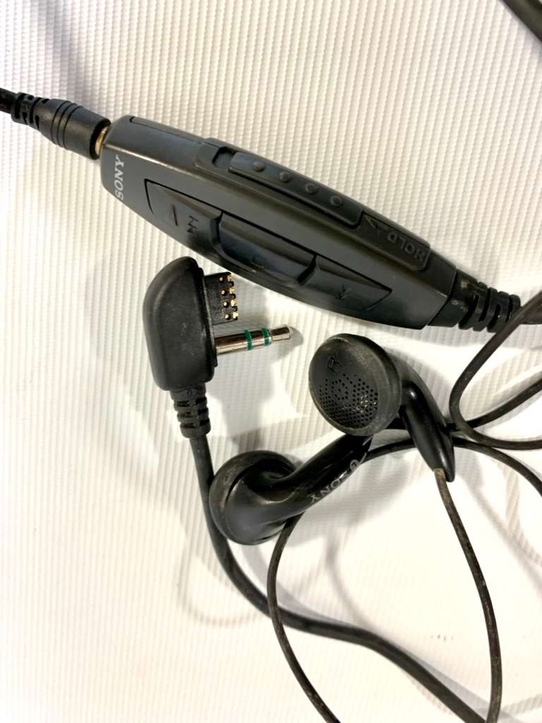 Sony Walkman Bundle (parts / repair)