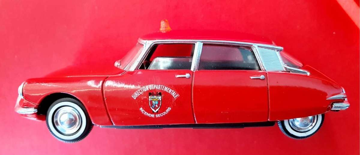VINTAGE SOLIDO - 1956 CITROEN DS 19 - 1:43 - MADE IN FRANCE
