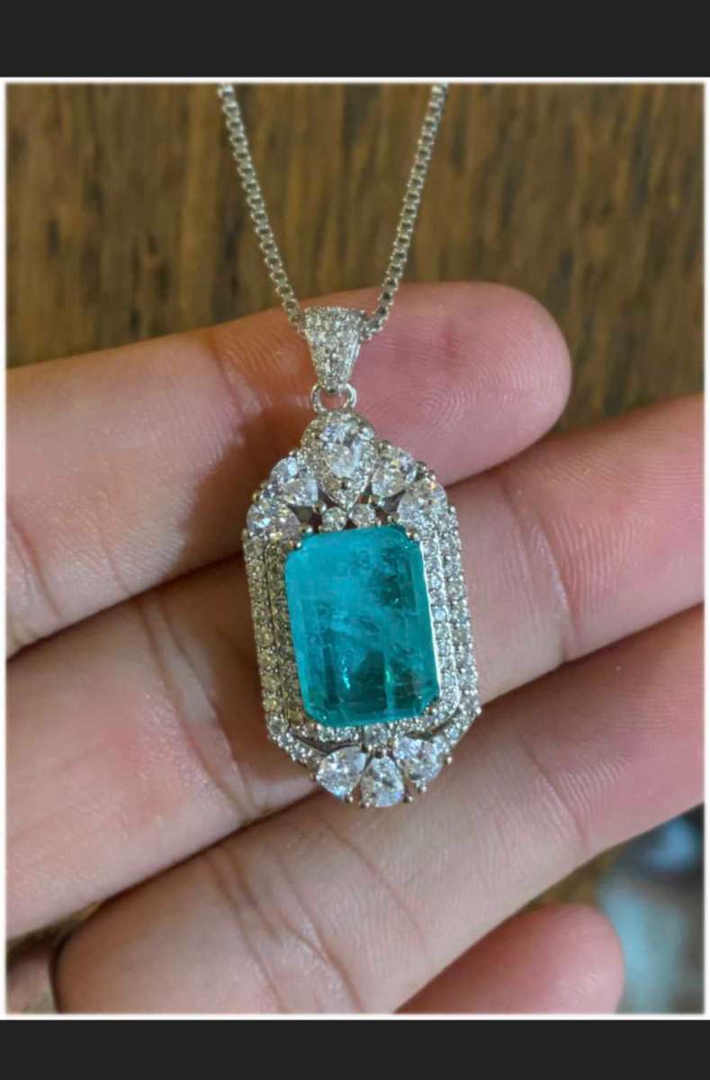 Paraiba Tourmaline Diamond Pendant
