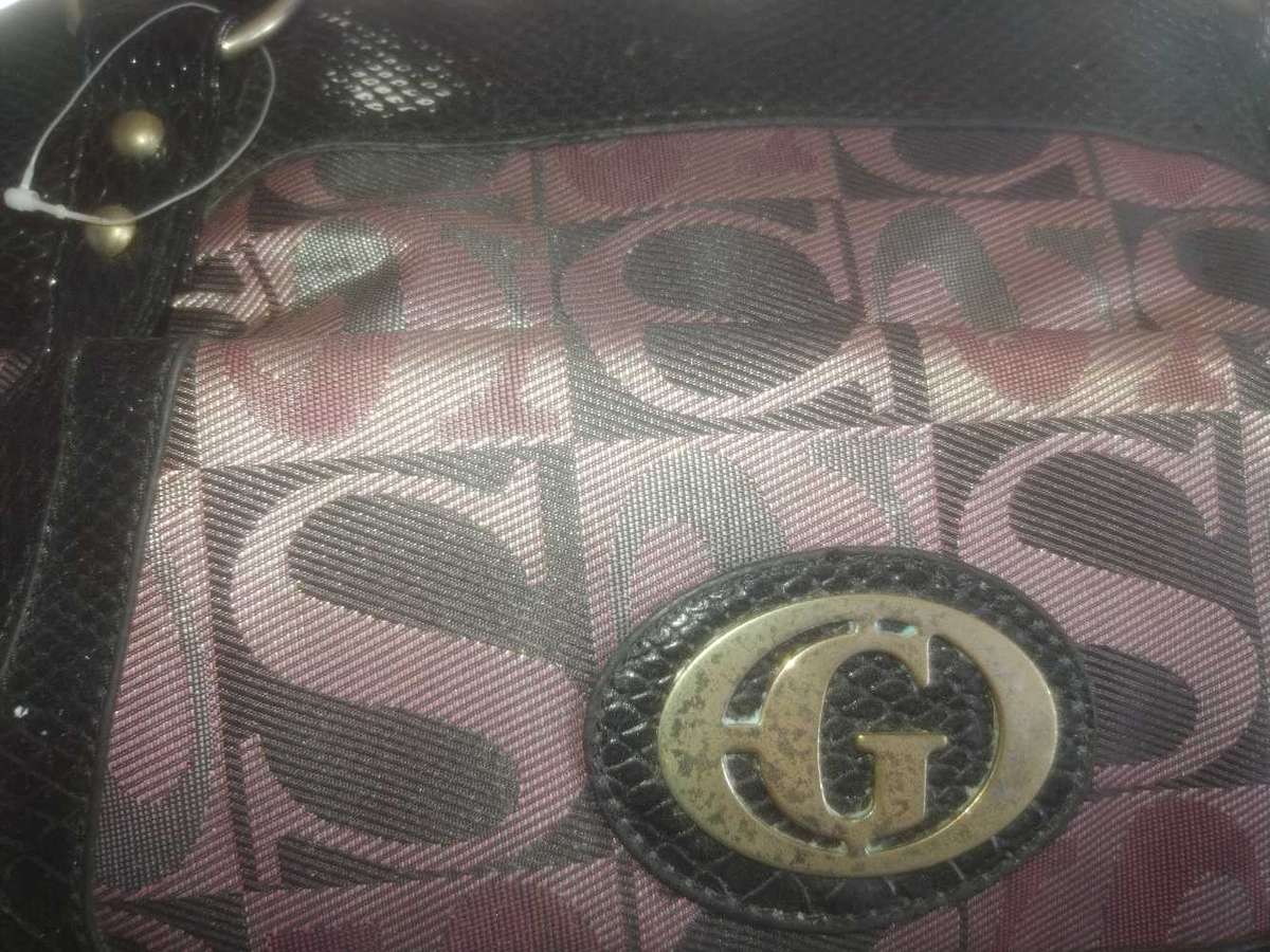 3+1 handbags READ CAREFULLY