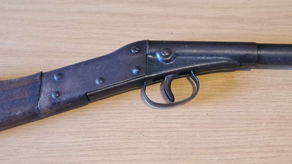 Children Diana Vintage Pop Gun