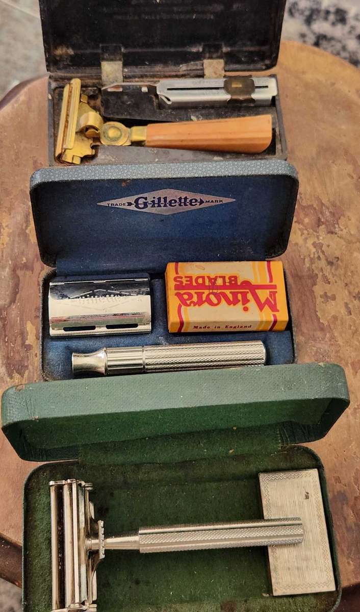 Razor Collection - Schick Injector/ Valet Auto-strop/ Gillette (all boxed) - Rarely Offered
