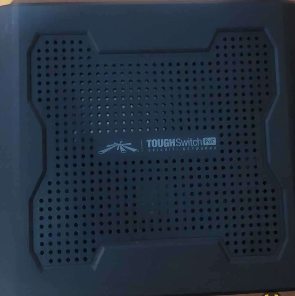 Unfi ubiquiti toughswitch POE 8 port