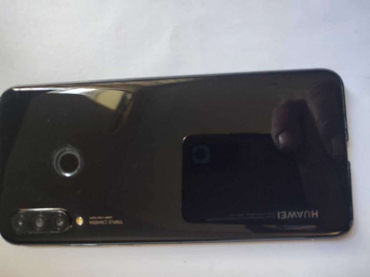Huawei P30 Lite. 128GB 4GB Ram. Dual sim