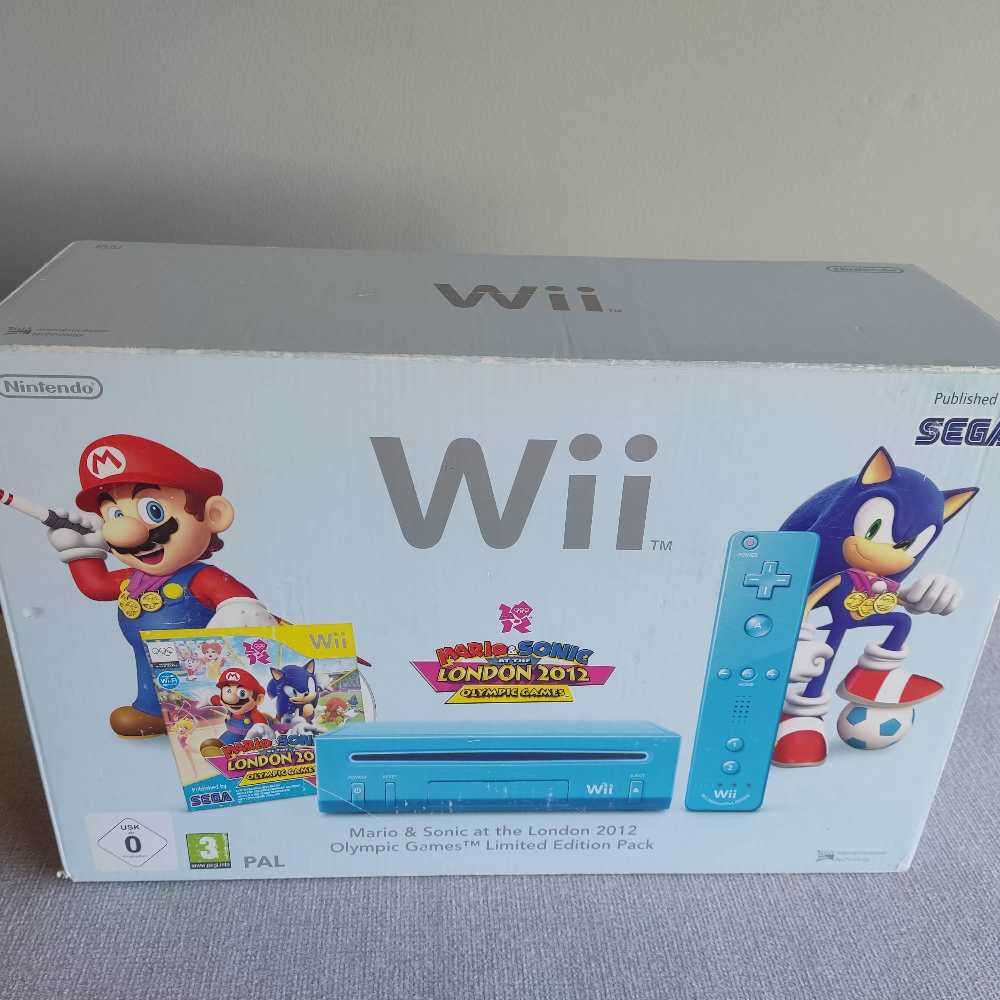 Nintendo Wii console Mario and Sonic at the London 2012 Olympic Games +box