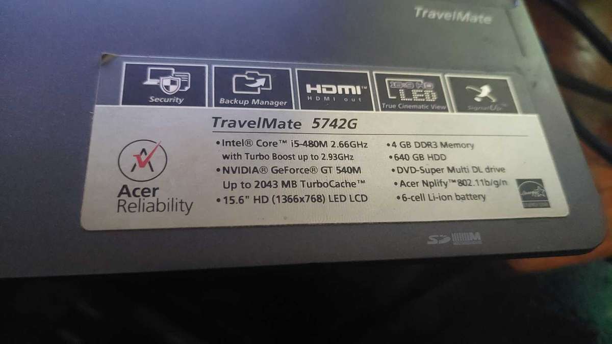 Acer Travelmate i5 480M laptop