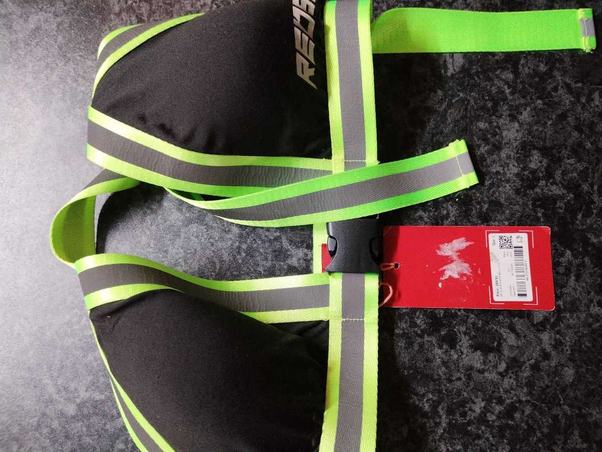 Various clothing and tech items