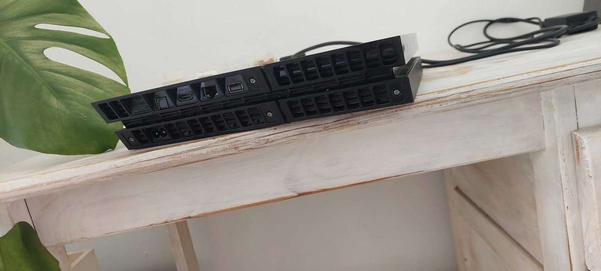 Playstation 4 console *Not fully operational*