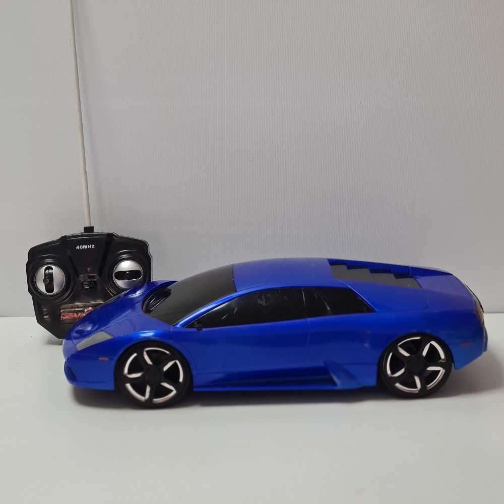 Lamborghini car model with controller.
