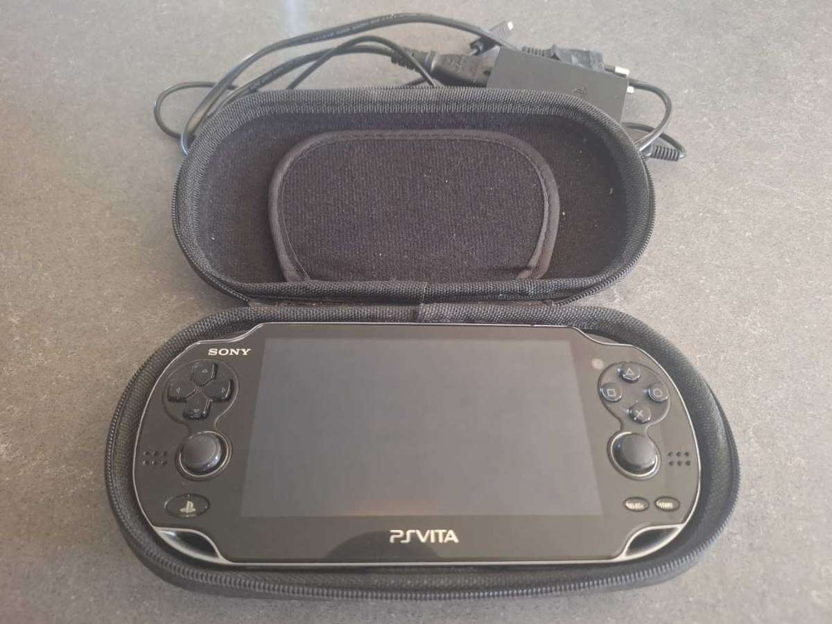 Sony PS Vita (Henkaku Modded)
