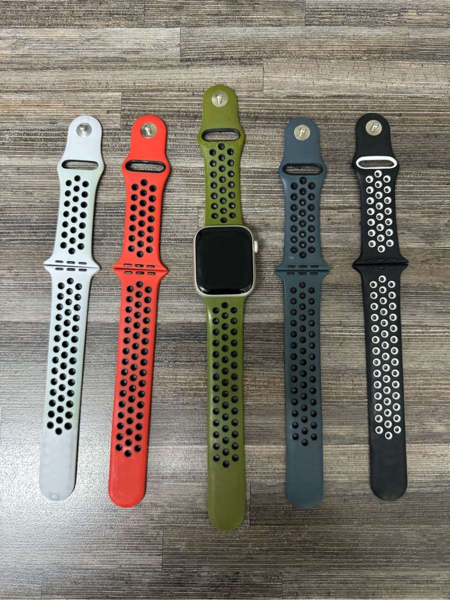 Apple Watch Series 7 Nike 45mm plus for band straps included