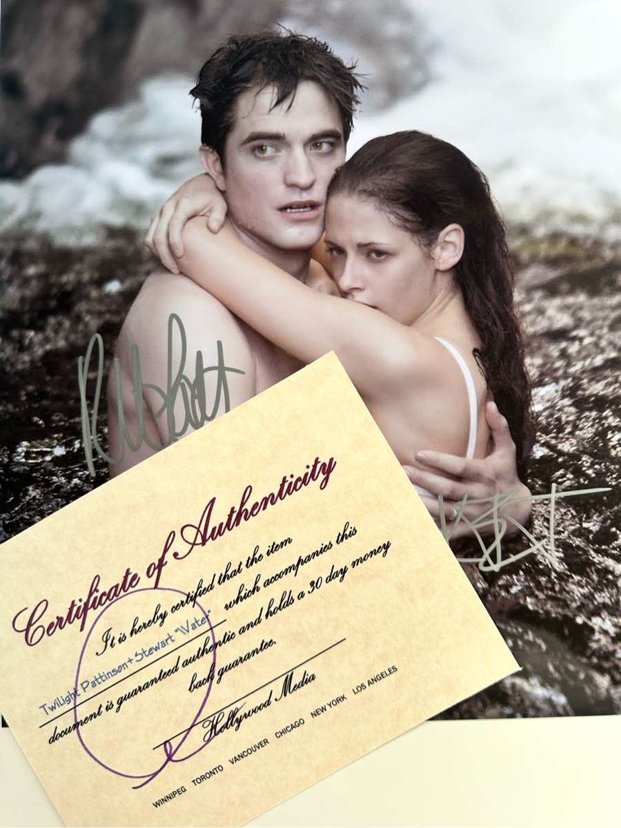 AUTHENTIC DUAL TWILIGHT AUTOGRAPH - WITH COA
