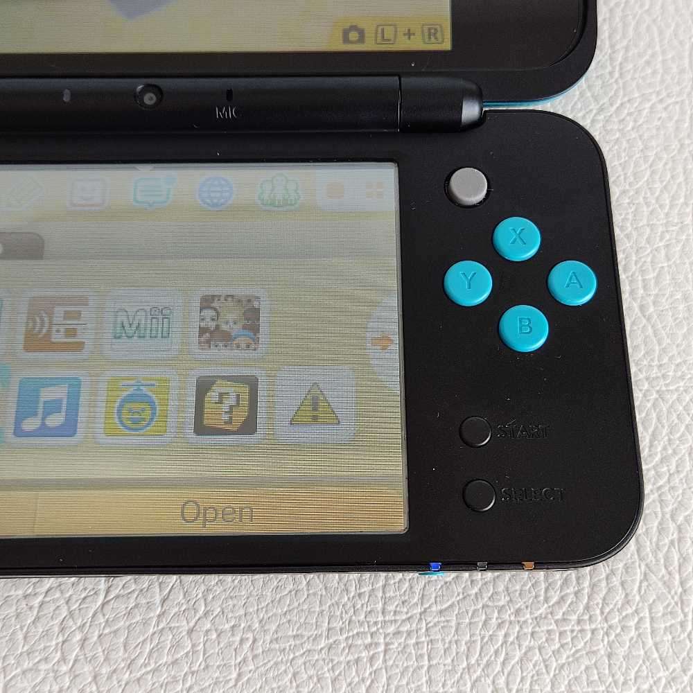 "New" Nintendo 2DSXL Console