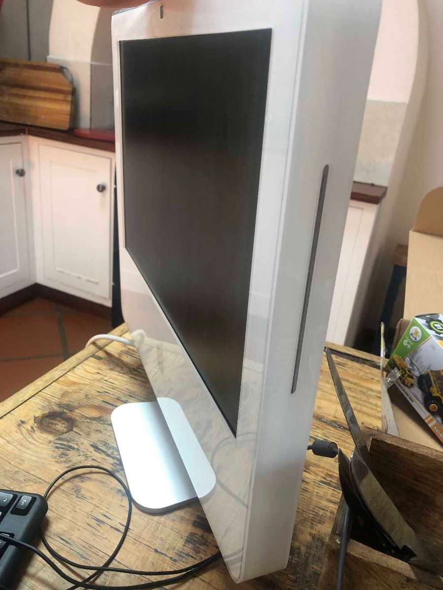 Apple iMac Computer *Read description*