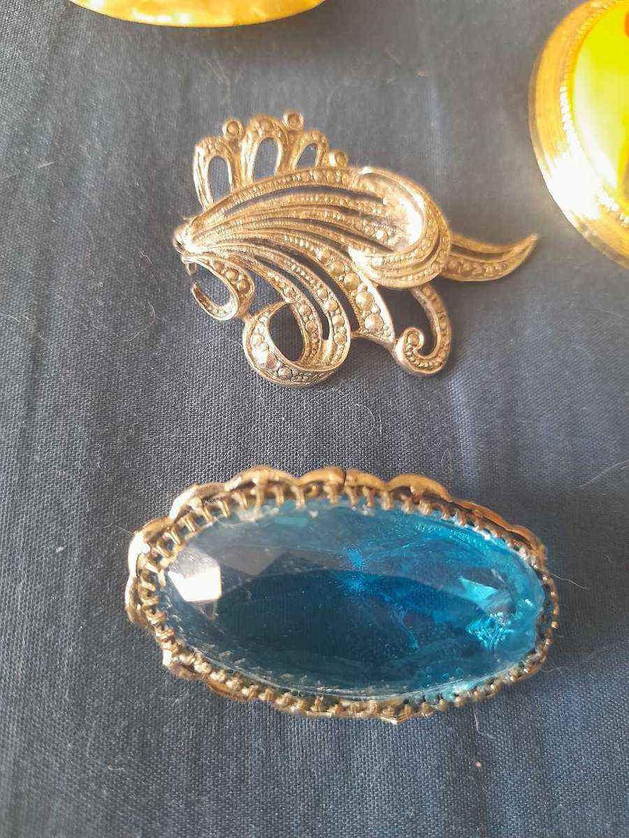Vintage jewelry