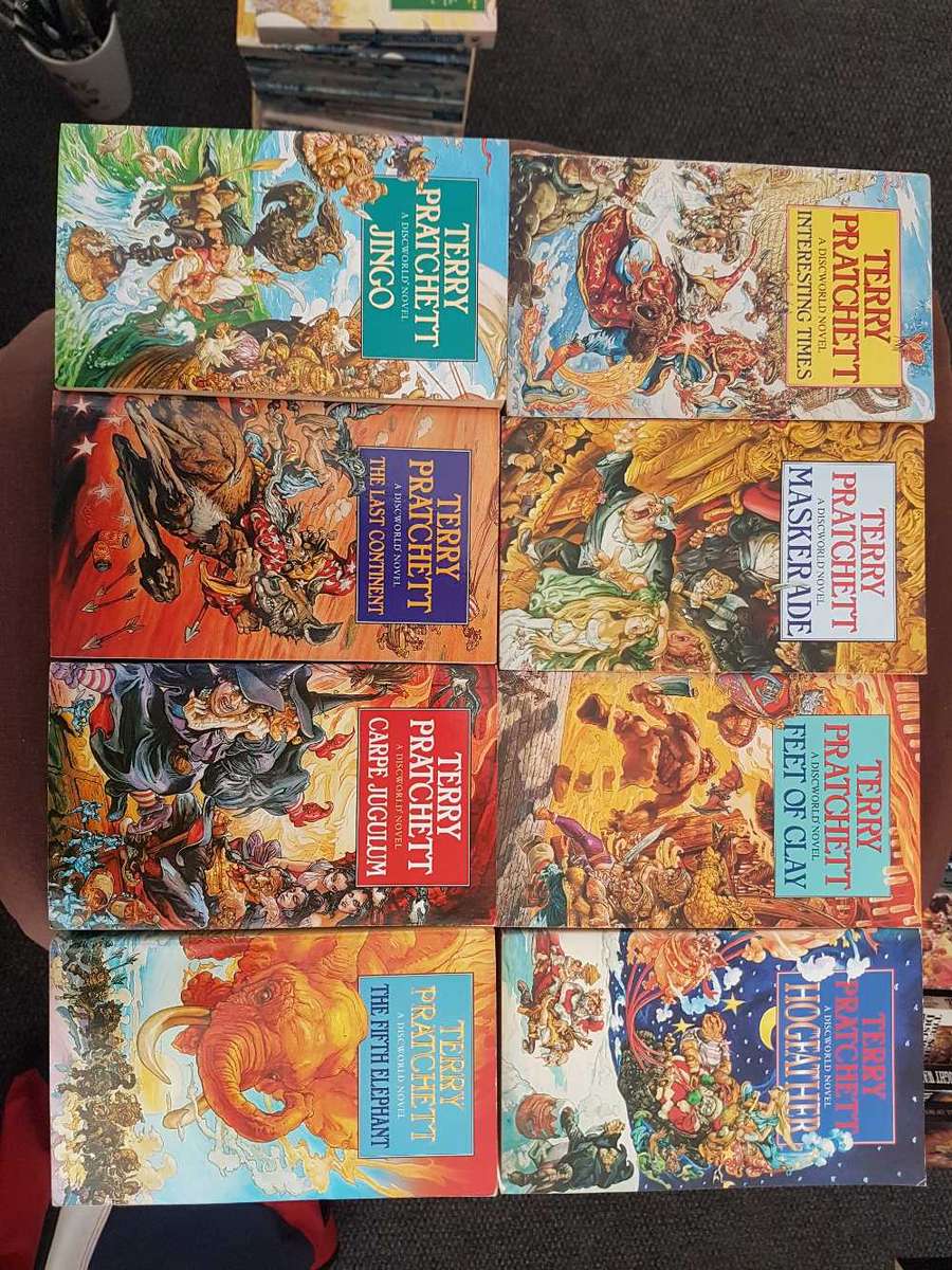 Terry Pratchett Discworld Collection