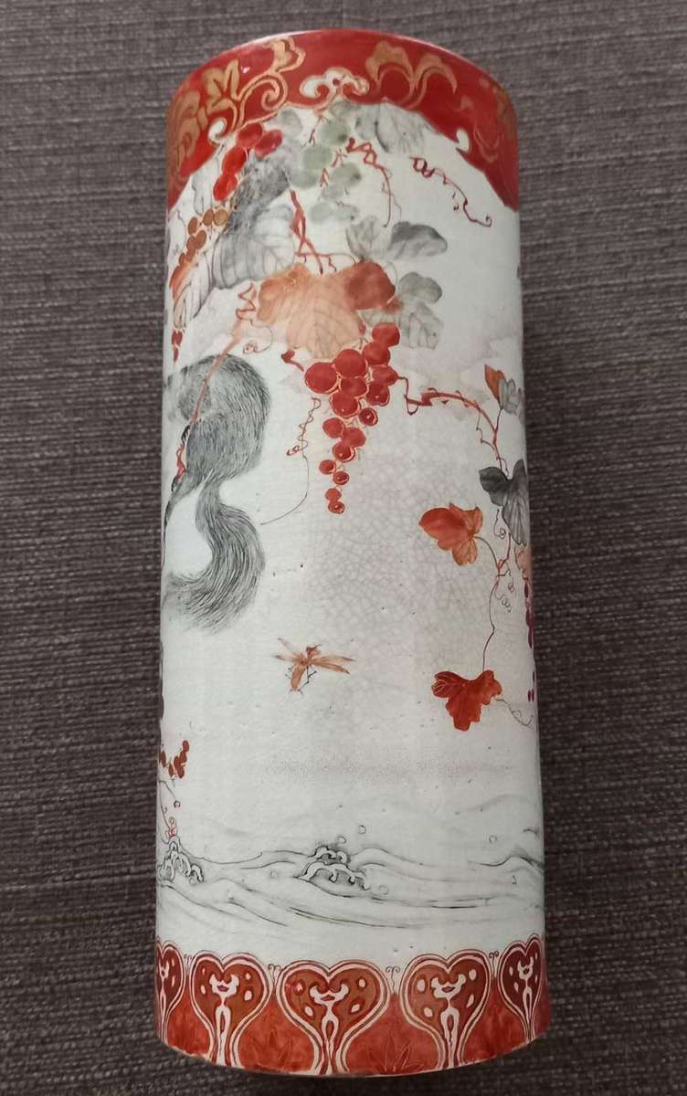 Rare Antique Dai Nippon Kutani Vase with Hairline Crack