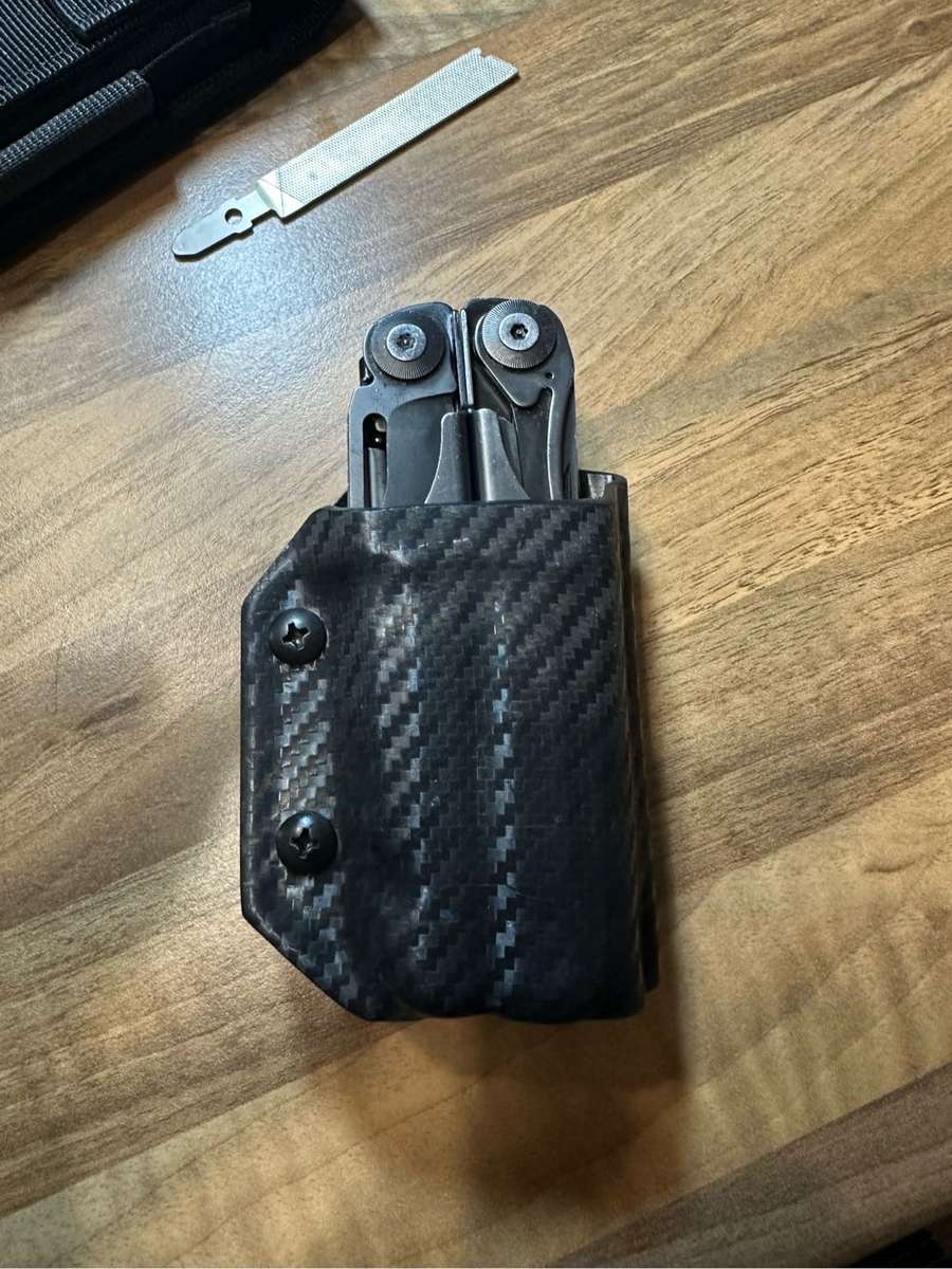 Leatherman Surge Tool Black w/Imported Kydex holster & Nylon Premium Pouch