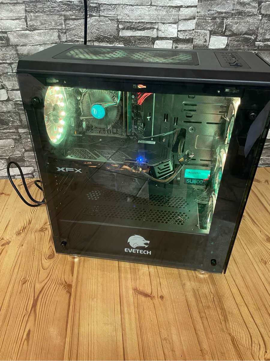 8Th Gen i7 Gamer**8GB graphics**20GB Ram**500GB SSS**Corsair VS550 Gaming PSU