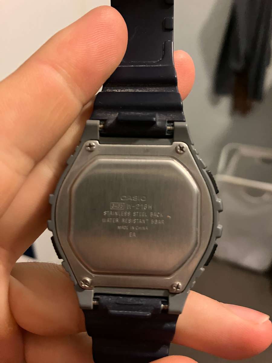 Casio W-216H Digital Watch