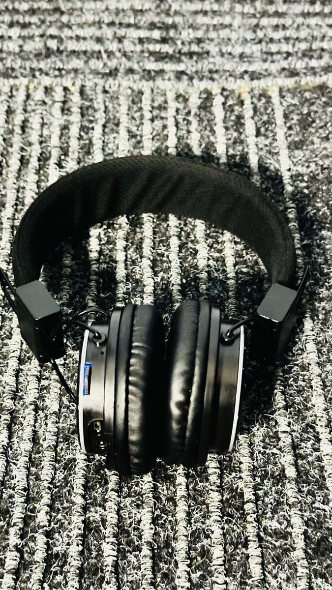 Telkom Bluetooth Headphones - For Smartphones & Laptops