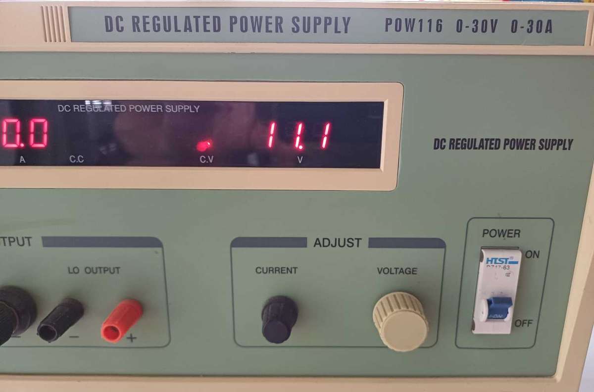 Verable power supply