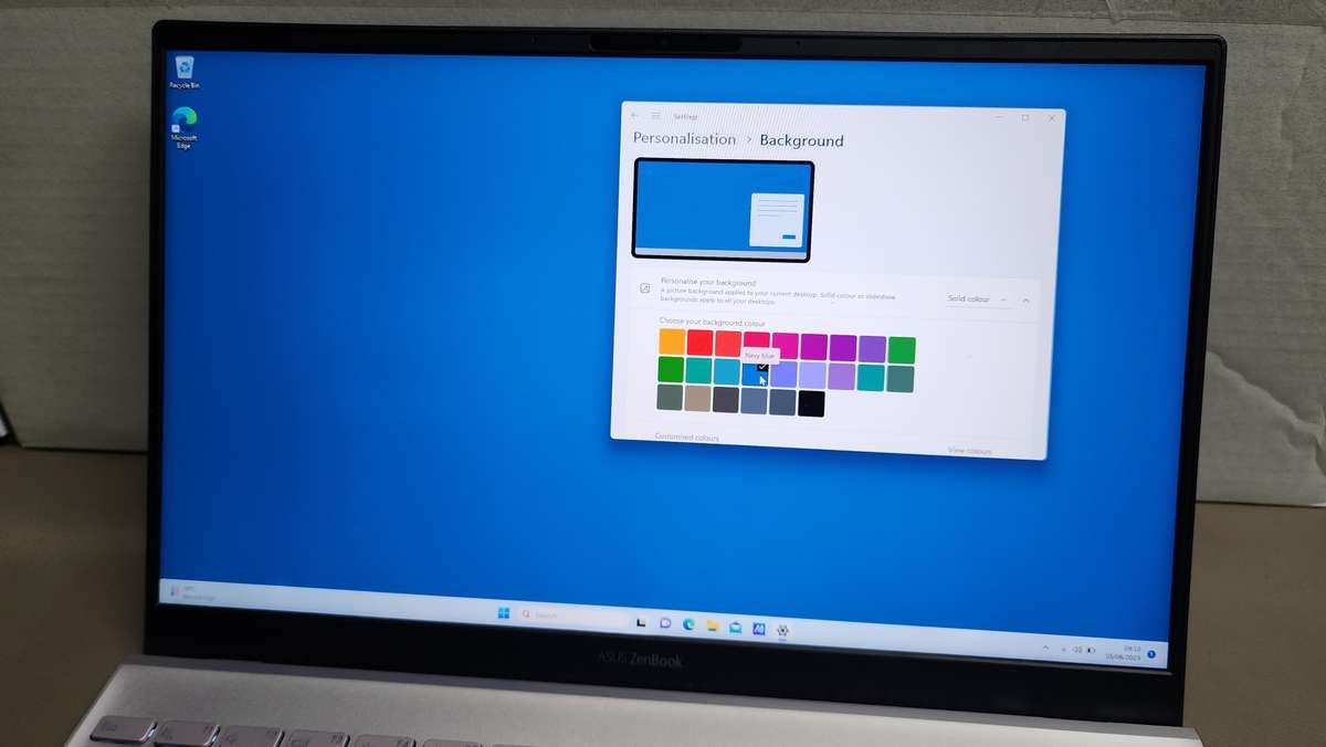 Asus Zenbook 14 UX425E (Silver, i7 11th Gen, 512GB SSD, 16GB RAM) - REFURBISHED