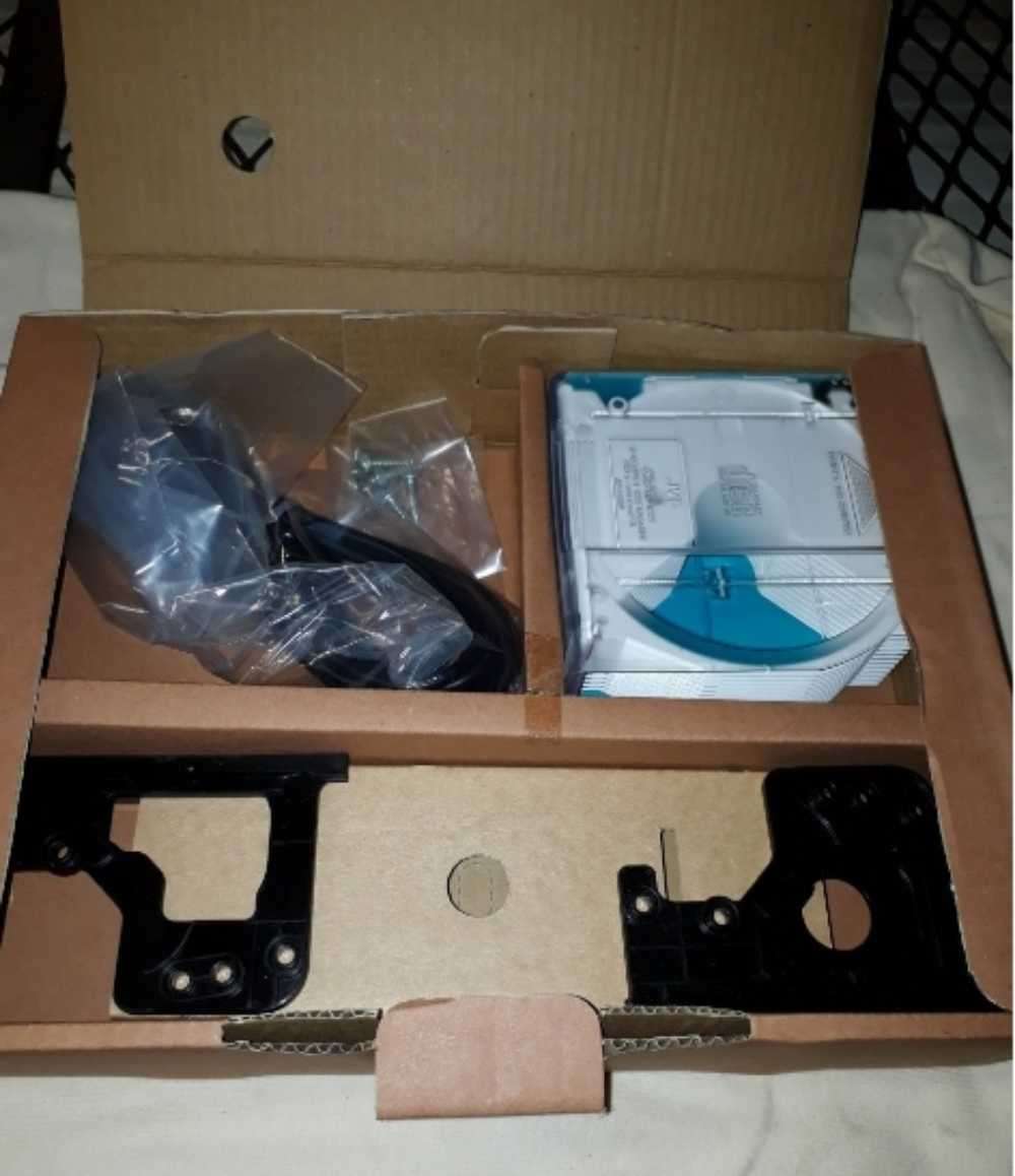 New JVC Cd shuttle CH-X460