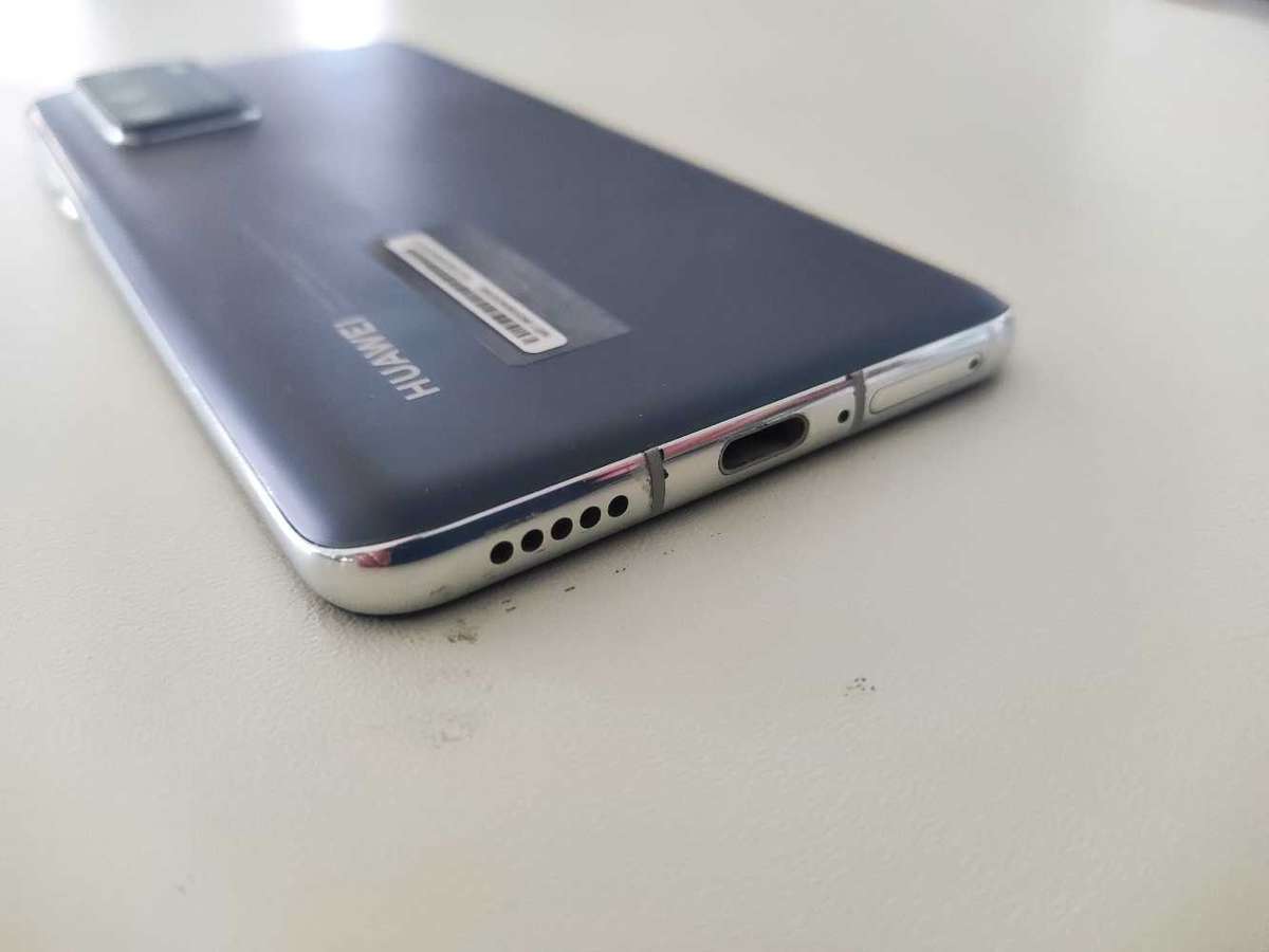 Huawei P40 8GB Ram and 128GB Rom **Silver Frost** with Box and Charger