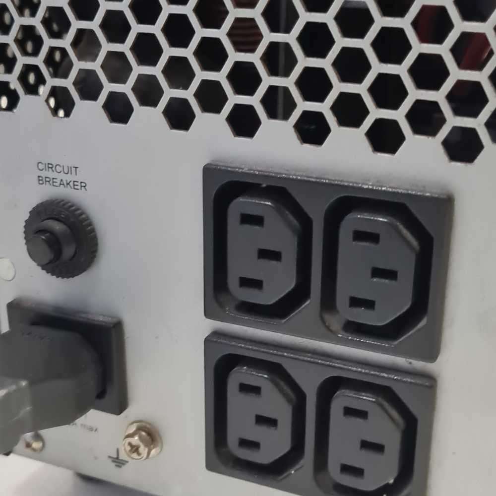 Power backup. With flexibility to use your own external battery. UPS