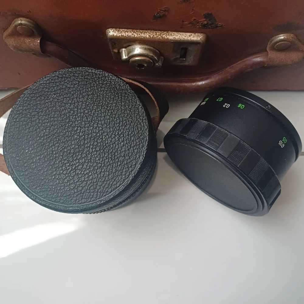 Lot of vintage Camera Equipment