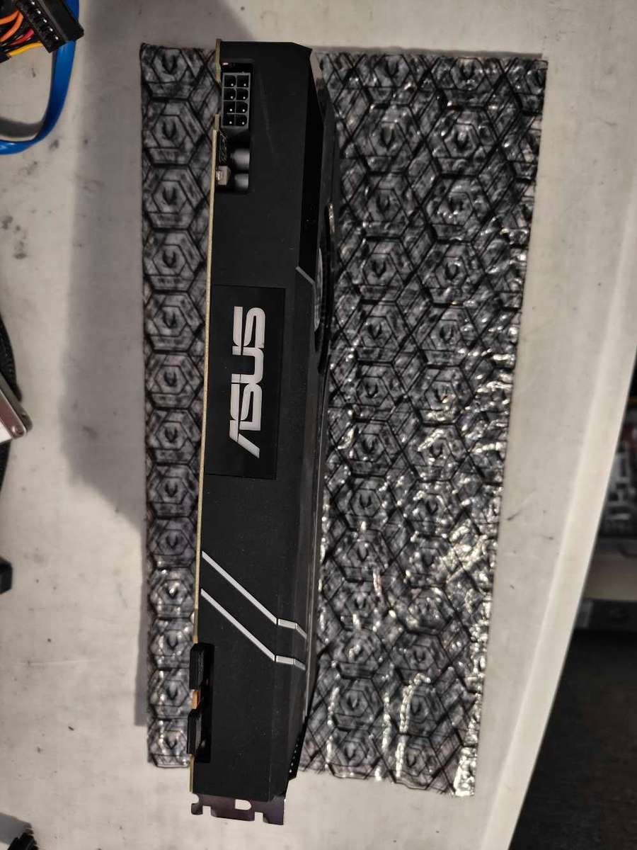 Asus GTX 1070 8GB graphics card