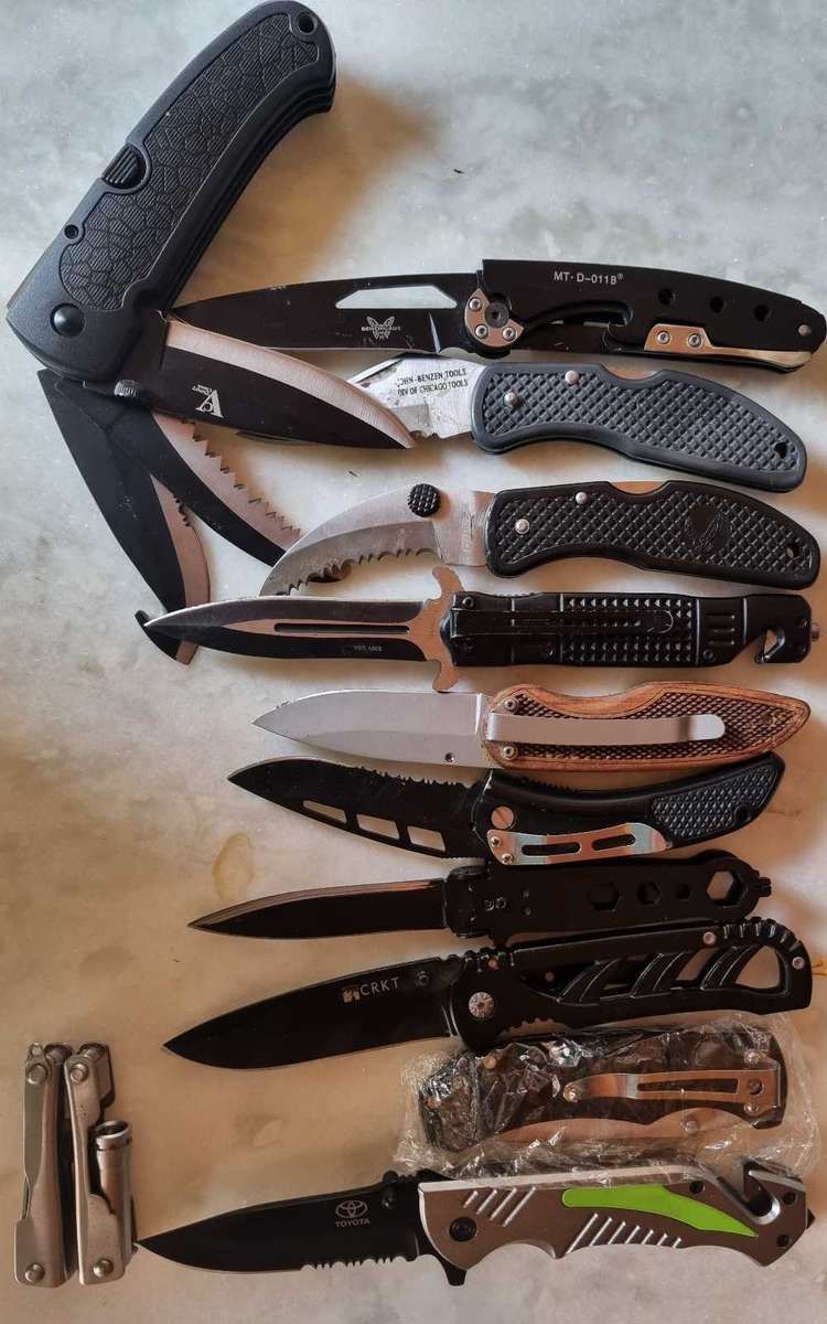 Pocket knives