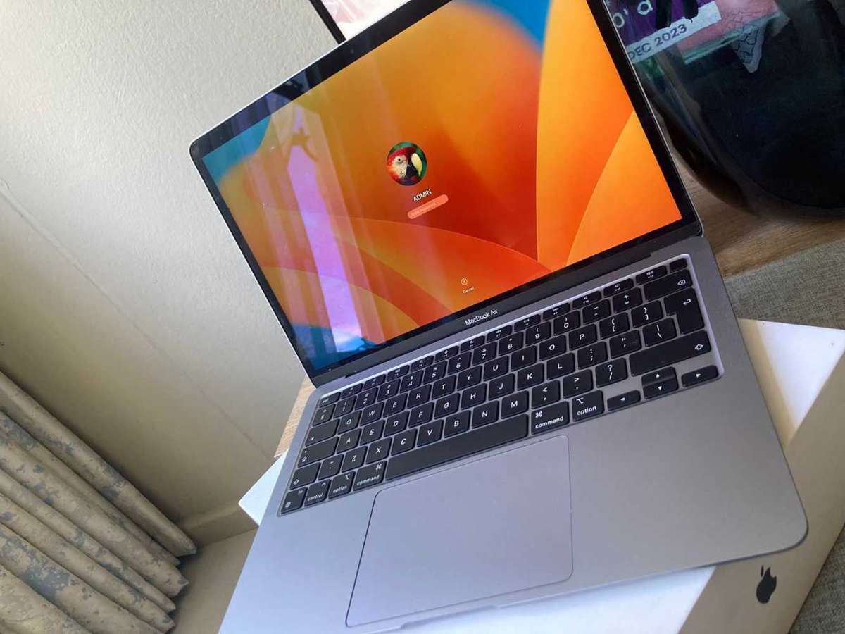 2020 Apple Macbook Air M1 Chip 8GB RAM unified Memory 256GB SSD Storage Space Grey