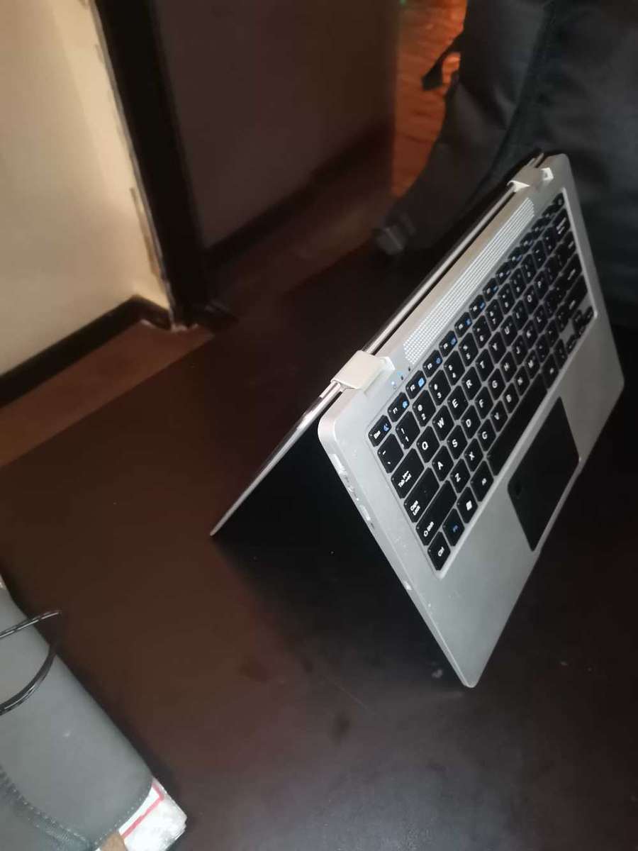 MECER GURU 13,3" TOUCH SCREEN