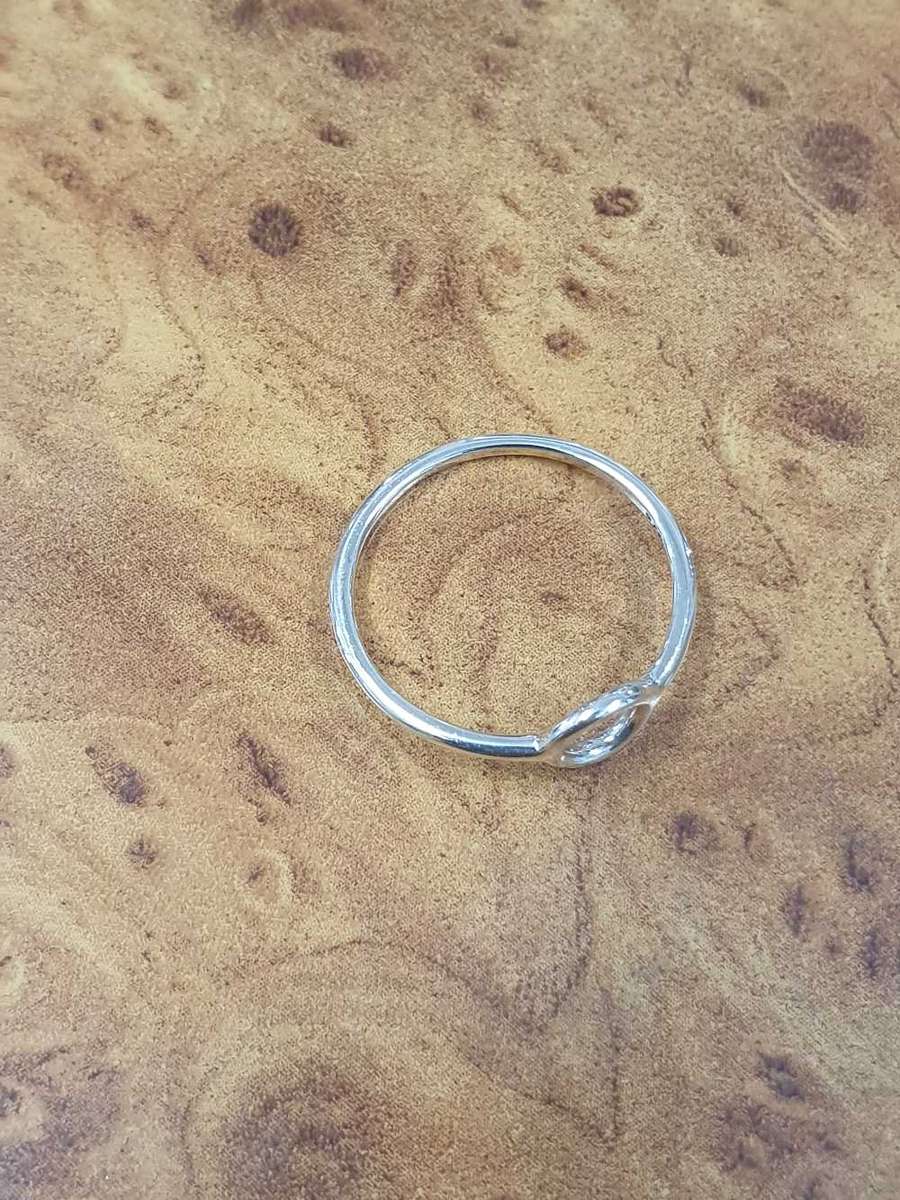 Fine silver ring