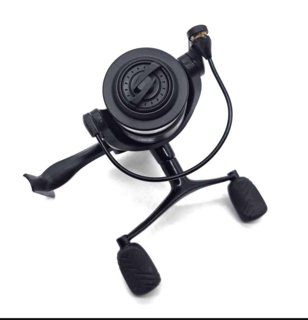 5 Fishing Reels for 1 Bid!