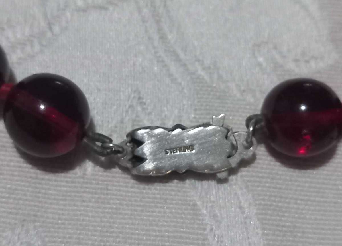 Lovely Vintage Sterling Silver Cherry Red Czech Glass Beads Necklace