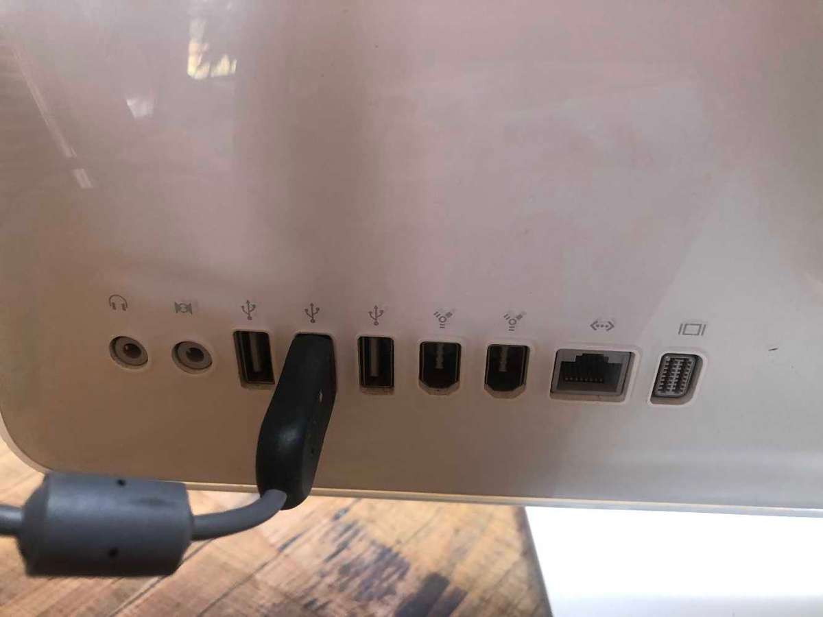 Apple iMac Computer *Read description*