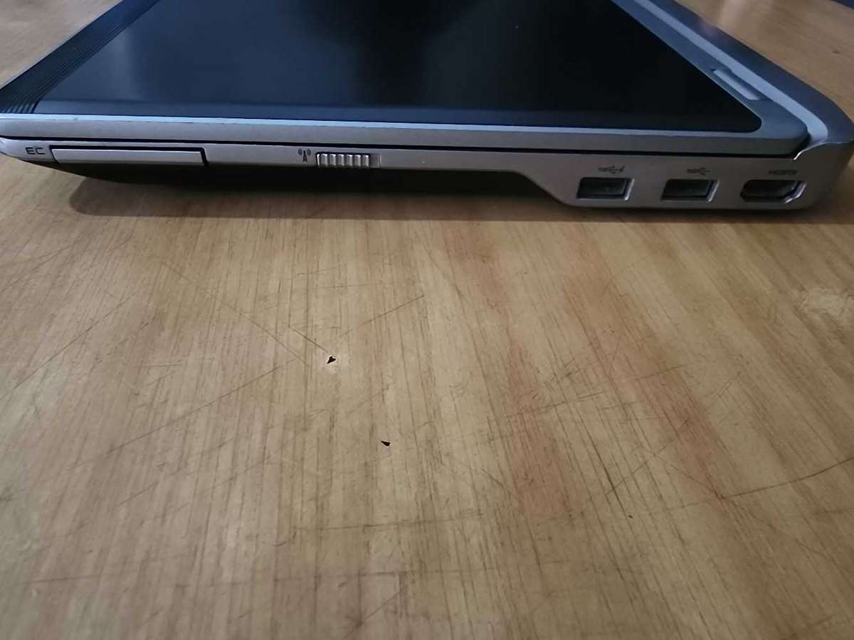 DELL LATITUDE E6230 i5 3rd GEN ULTRA BOOK LAPTOP FOR SALE!!!! READ AD