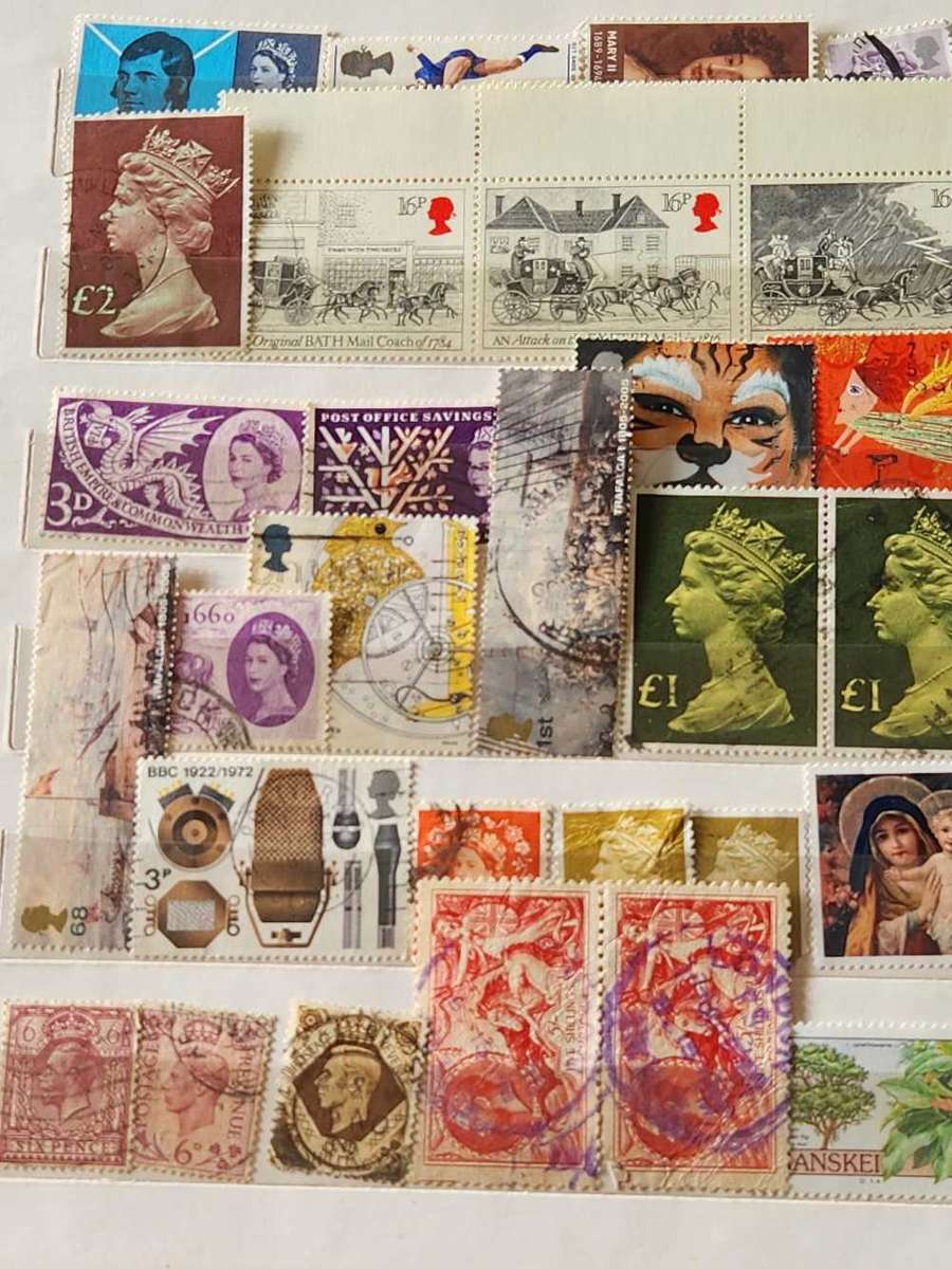 GB - HUGE Value selection in lovely A5 SunSun Stock book - 1 Stamp will pay for all this Treasure