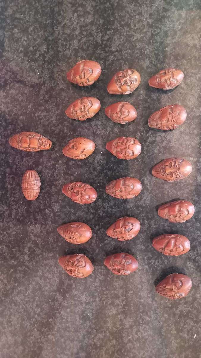 Vintage Chinese carved face beads,pits,Hedaio Prayer beads Buddhist Lohan Faces