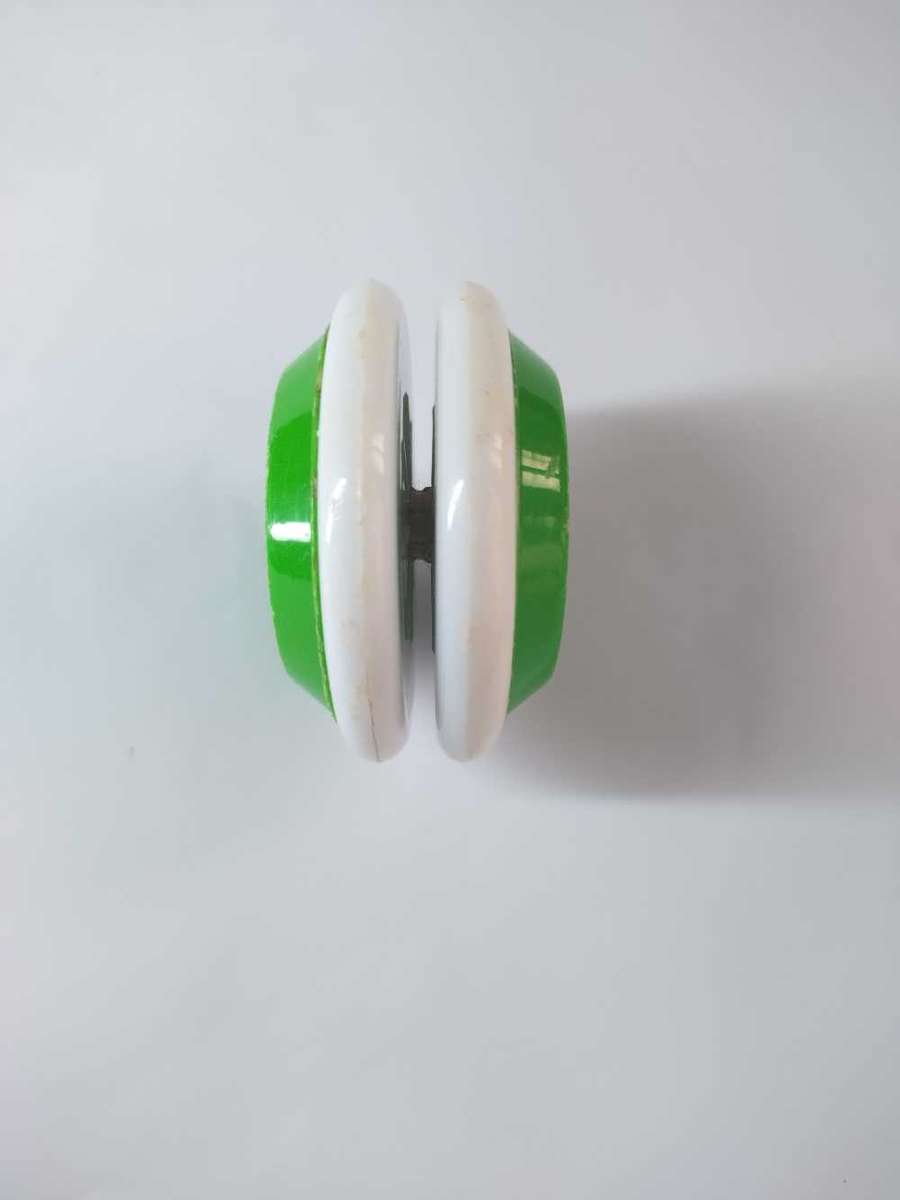 Genuine Russell yo-yo 1990 Sprite Professional