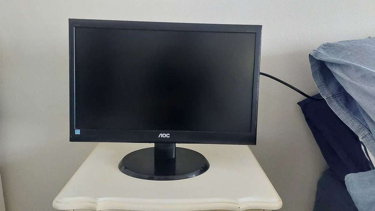 Aoc 19 Inch VGA Monitor