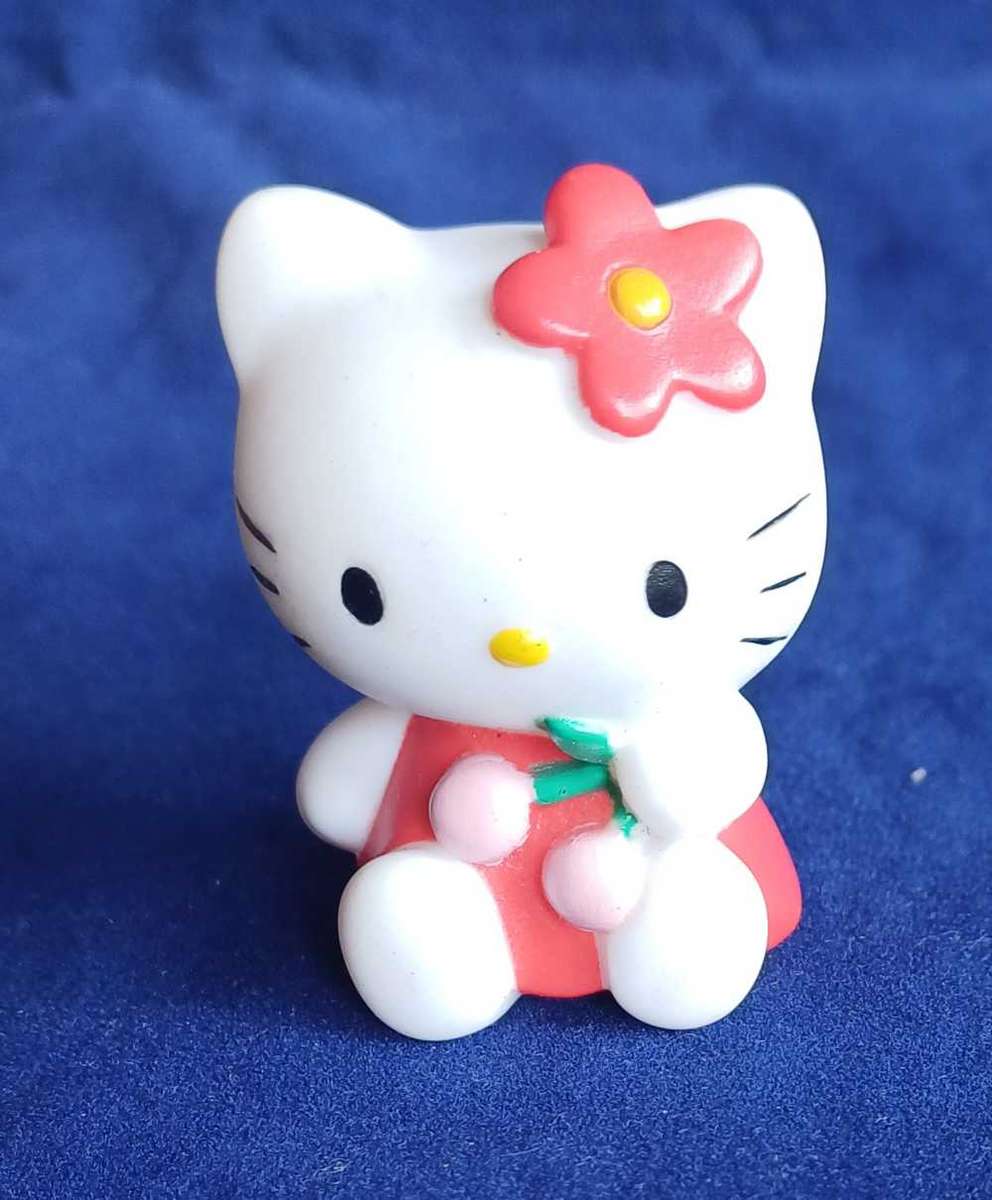 Hello kitty toy