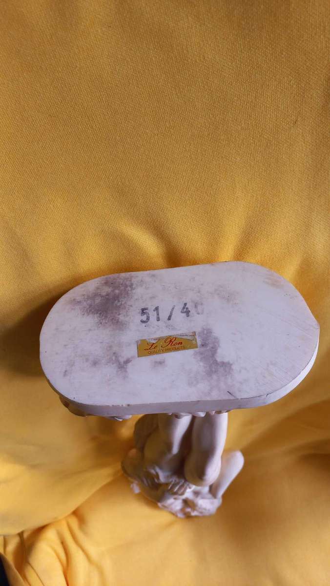 Vintage Birth of Venus statue/figurine