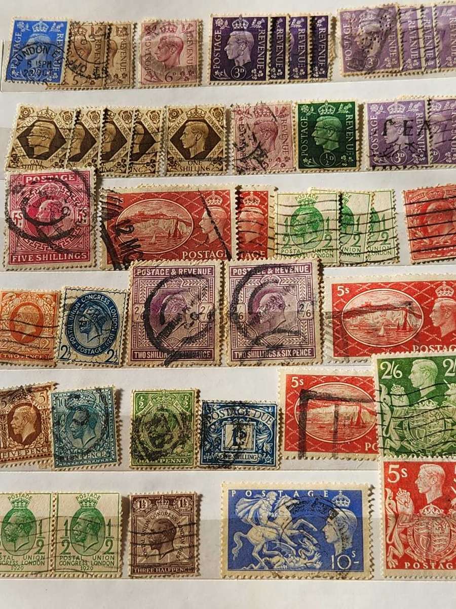 GB - HUGE Value selection in lovely A5 SunSun Stock book - 1 Stamp will pay for all this Treasure