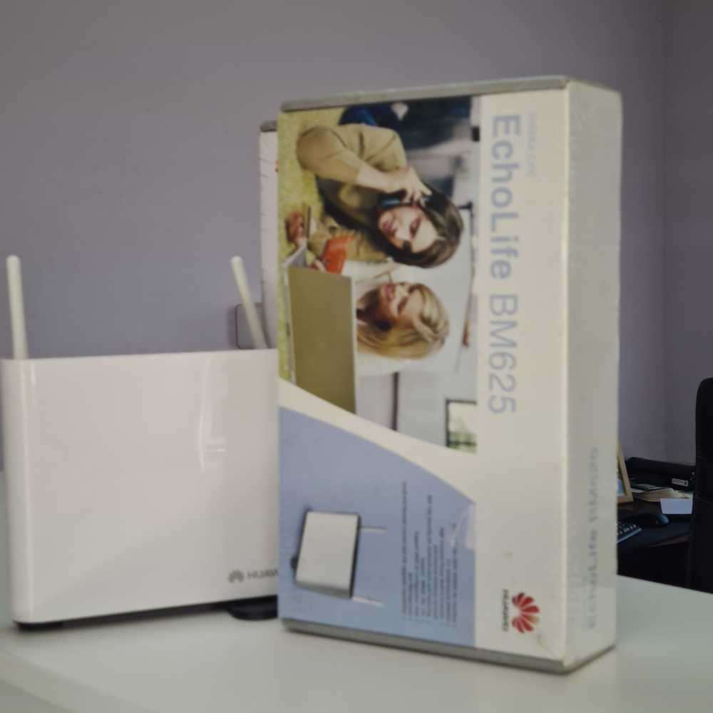 6 ports Huawei Wifi Router / extender