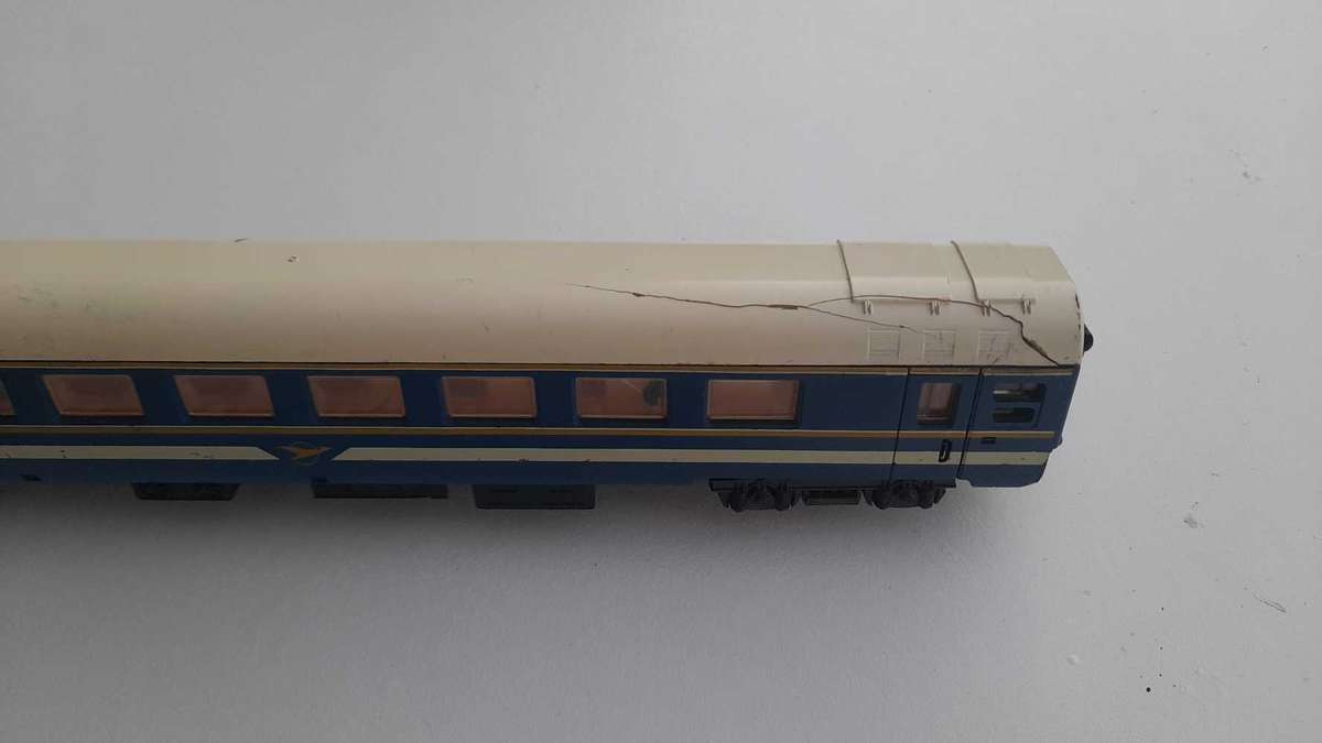 HO LIMA blue train coach